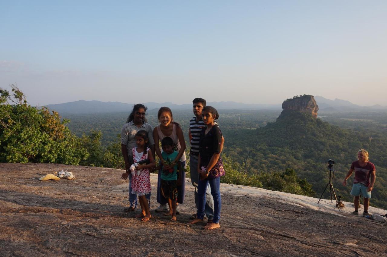 The Green Village Dambulla Exterior photo